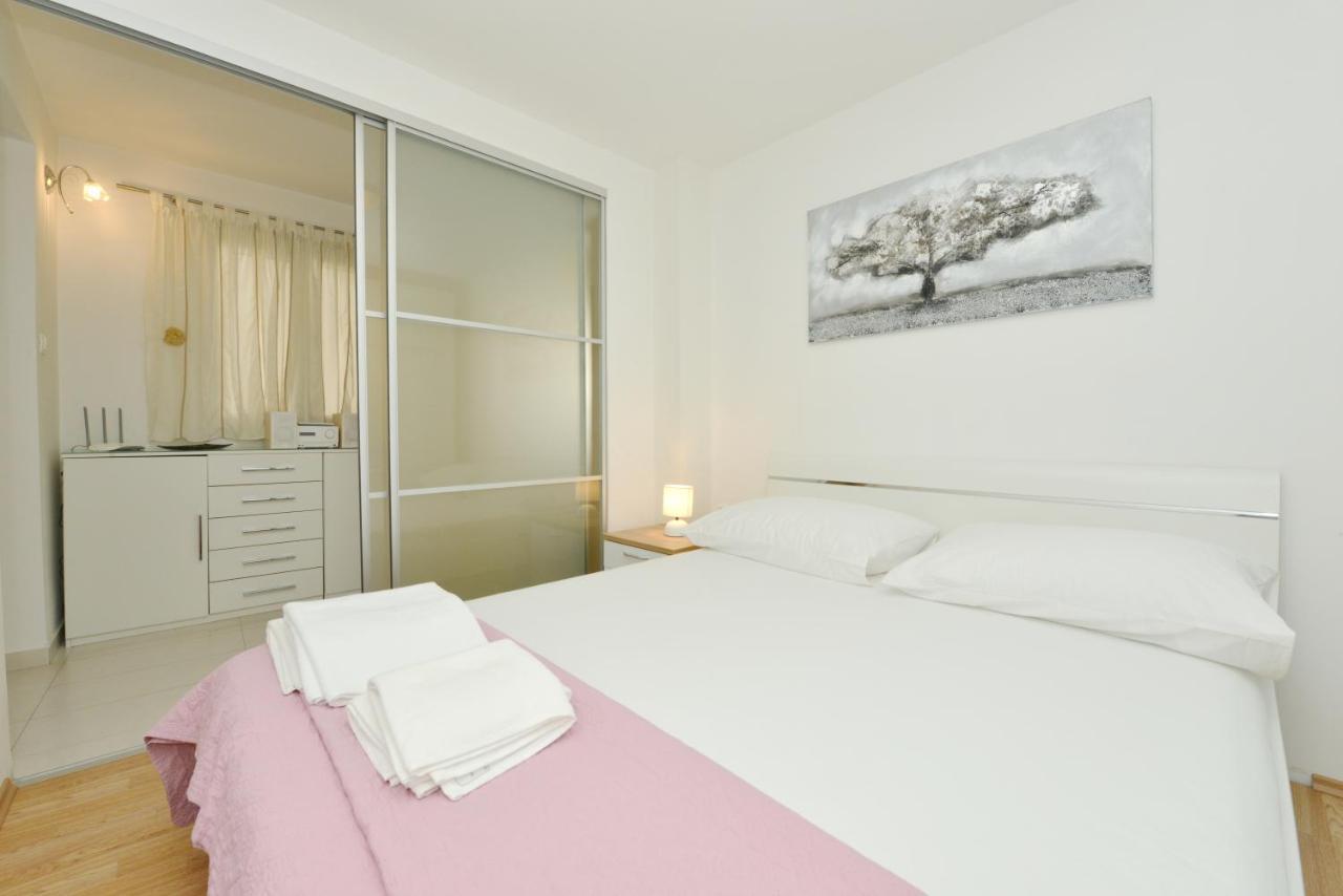 Lorena Apartment Zadar Bagian luar foto