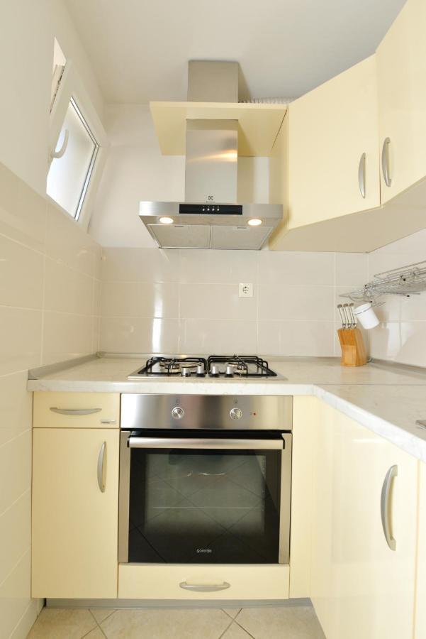 Lorena Apartment Zadar Bagian luar foto