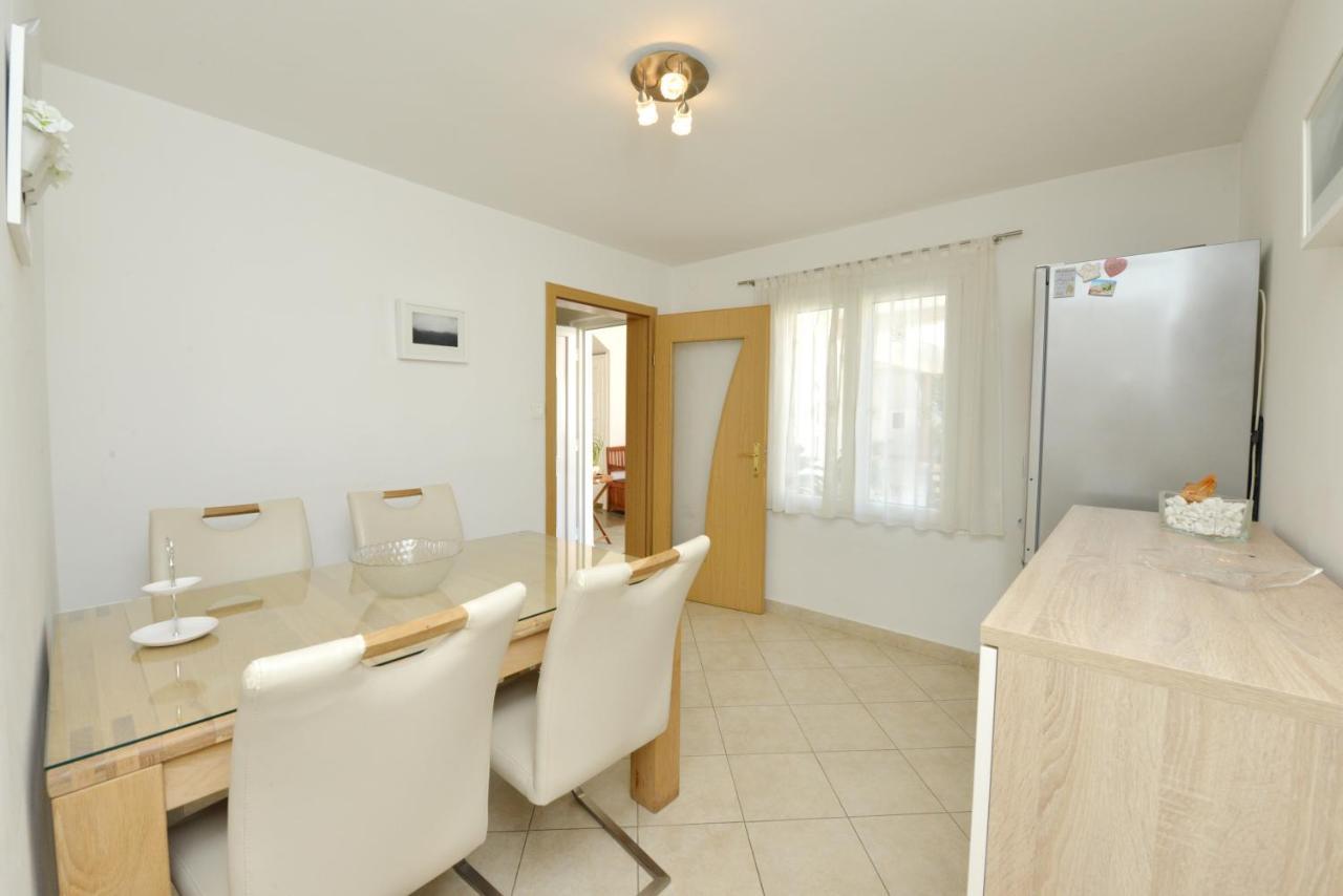 Lorena Apartment Zadar Bagian luar foto