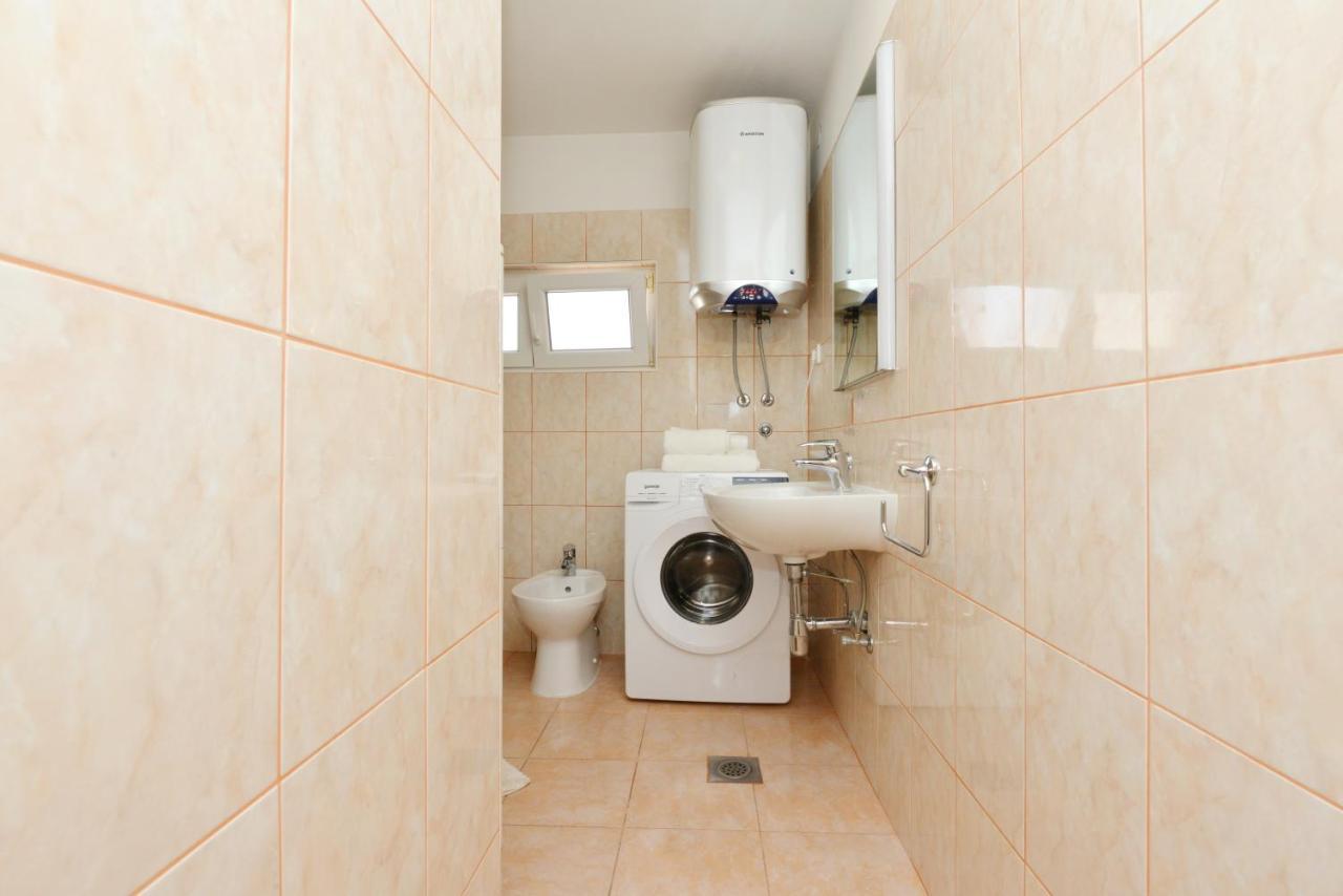 Lorena Apartment Zadar Bagian luar foto