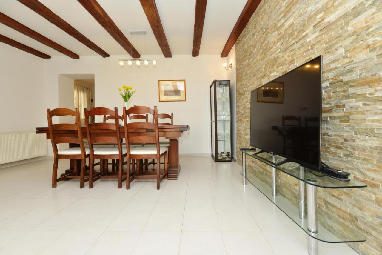 Lorena Apartment Zadar Bagian luar foto