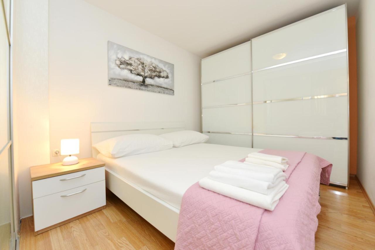 Lorena Apartment Zadar Bagian luar foto